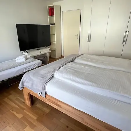 2 Br- New, Cozy For 5 People Apartmán