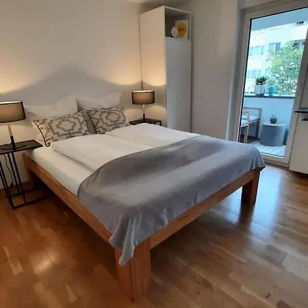 2 Br- New, Cozy For 5 People Mnichov