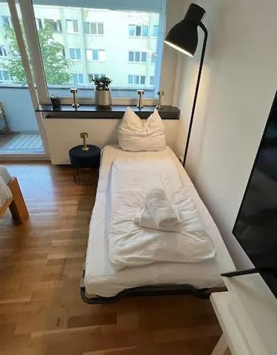 Apartment 2 Br- New, Cozy For 5 People München