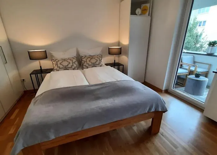 Apartment 2 Br- New, Cozy For 5 People München