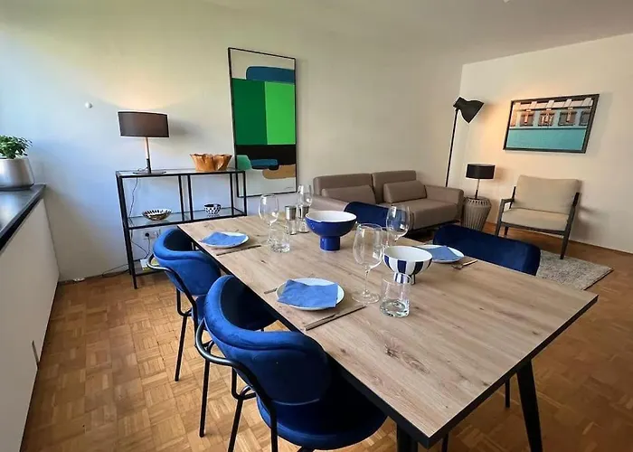 Apartment 2 Br- New, Cozy For 5 People *
