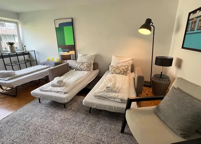 Apartment 2 Br- New, Cozy For 5 People *