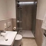 2 Br- New, Cozy For 5 People 뮌헨