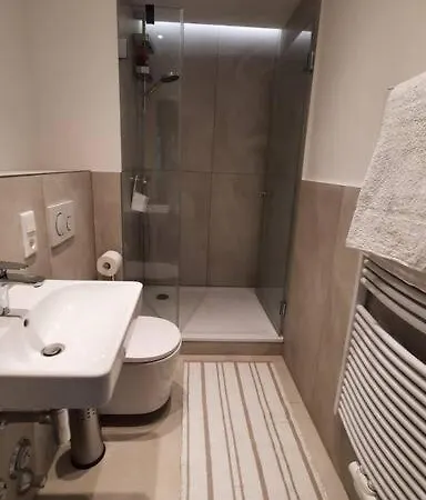 2 Br- New, Cozy For 5 People Apartment